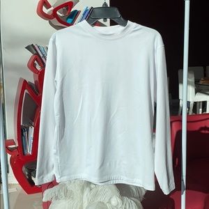 Long sleeve bicycle shirt with reflectors